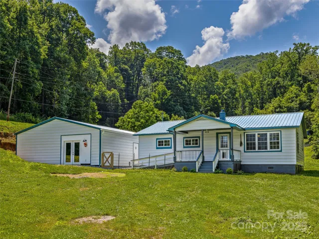 $365,000 | 471 Claude Cook Road, Sylva, NC 28779
