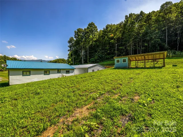 $359,000 | 471 Claude Cook Road, Sylva, NC 28779