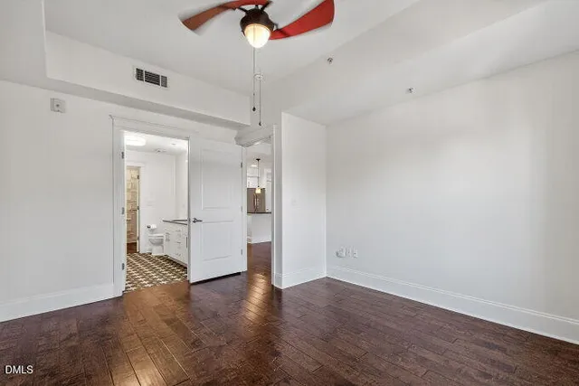 $2,550 | 222 Glenwood Avenue, Unit 513, Raleigh, NC 27603