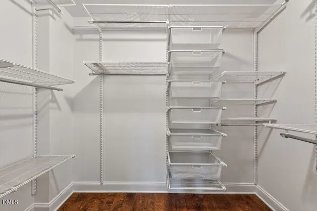 $2,550 | 222 Glenwood Avenue, Unit 513, Raleigh, NC 27603