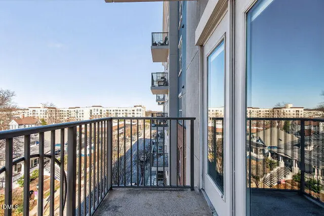 $2,550 | 222 Glenwood Avenue, Unit 513, Raleigh, NC 27603