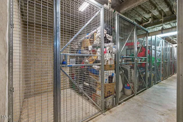 $2,550 | 222 Glenwood Avenue, Unit 513, Raleigh, NC 27603