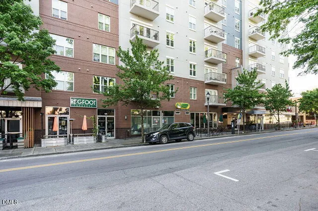 $2,550 | 222 Glenwood Avenue, Unit 513, Raleigh, NC 27603