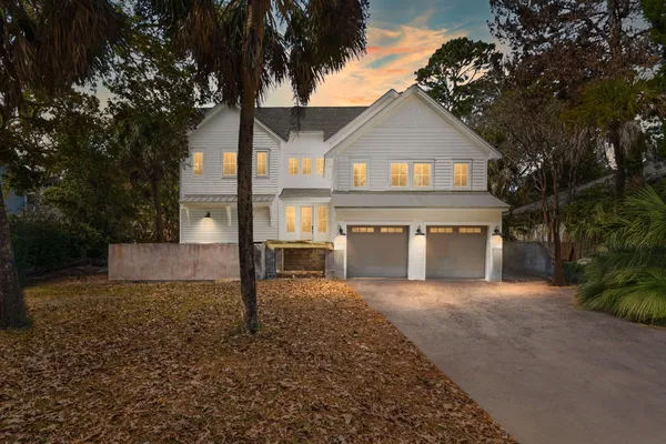 $3,750,000 | 3 Sand Dollar Drive, Isle of Palms, SC 29451