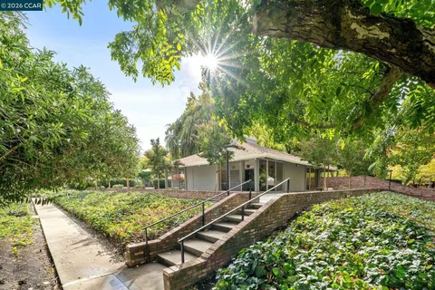 $699,000 | 614 Sycamore Circle, Danville, CA 94526