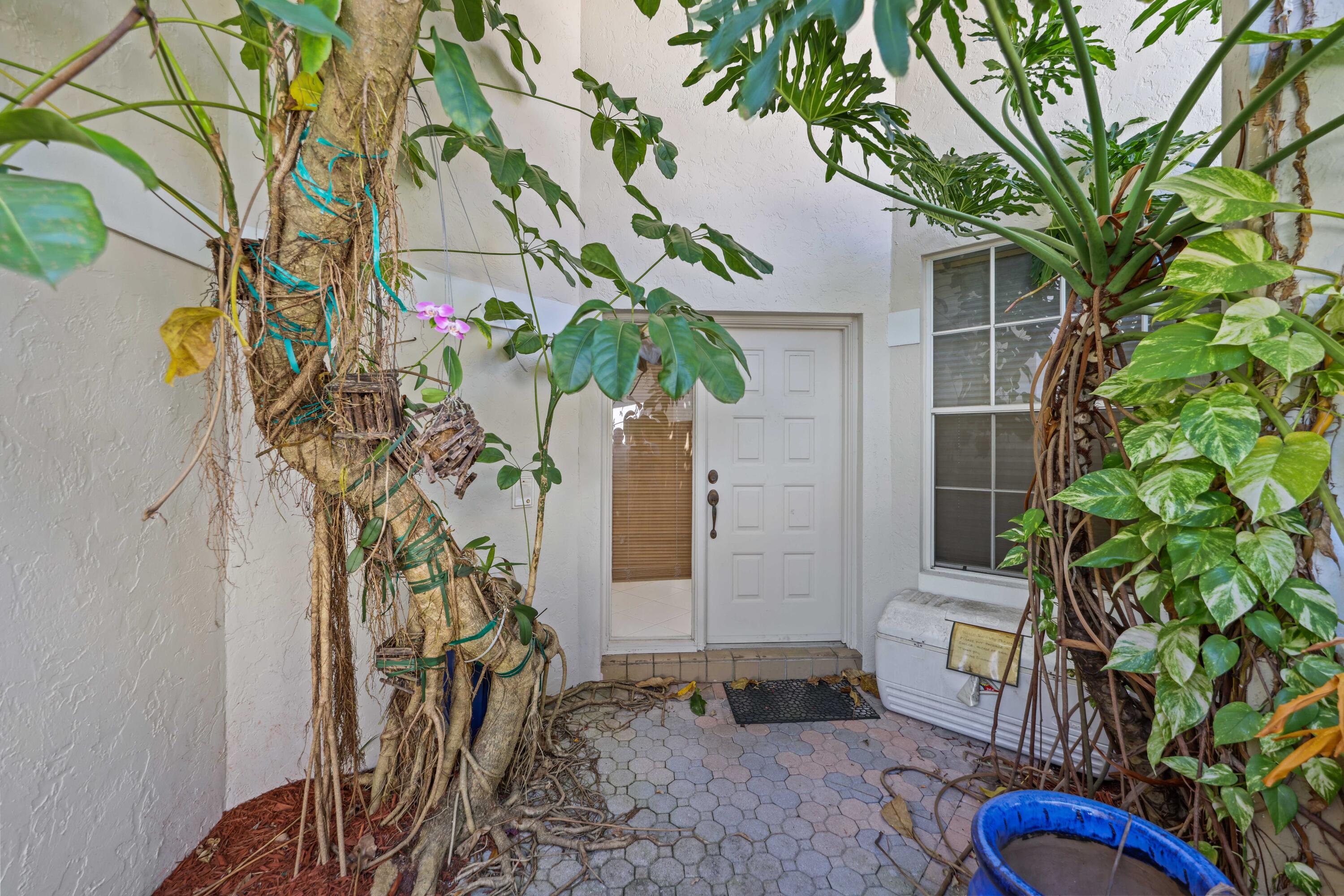 2502 Northwest 66th Drive Boca Raton, FL 33496 - Photo 3 of 33 2502 NW 66th Dr - Entry