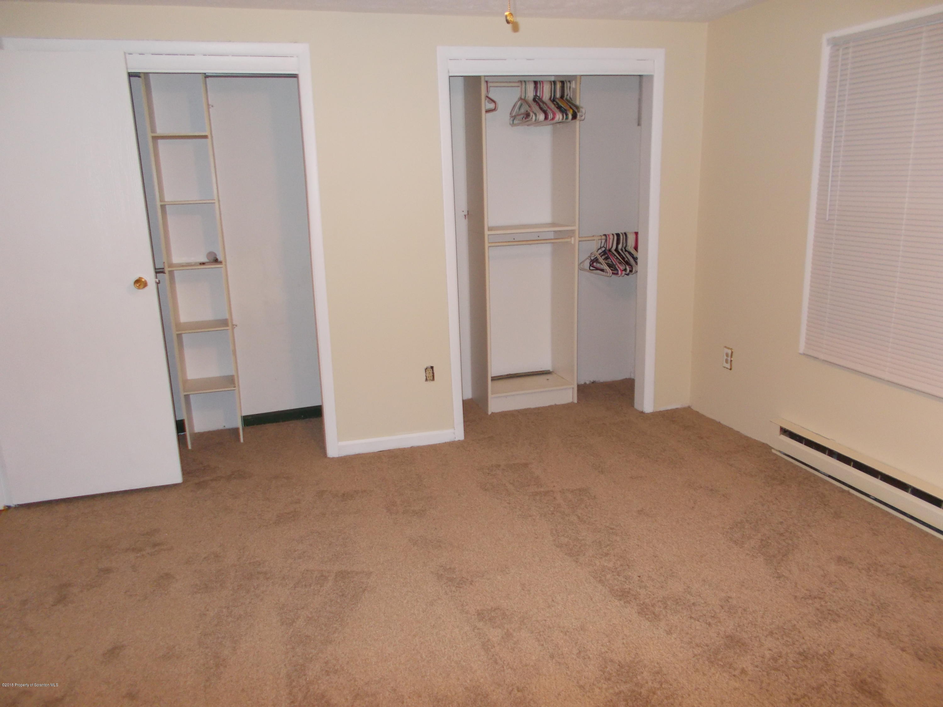 6 Watrees Rd Spring Brook Springfield, NJ 07081 - Photo 12 of 23