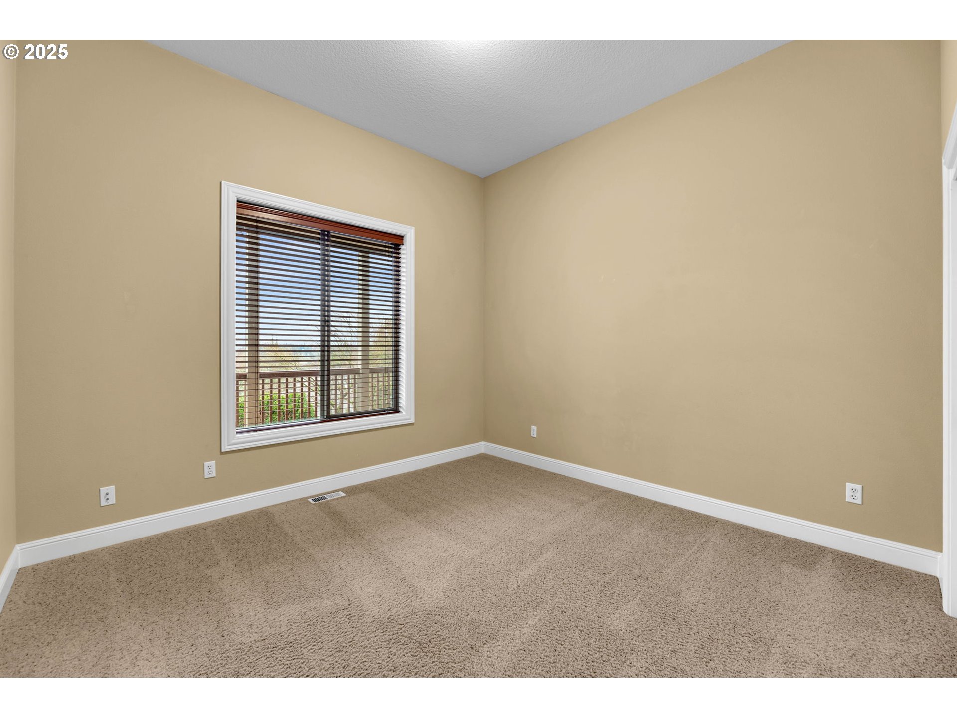 3417 Northwest Dahlia Drive Camas, WA 98607 - Photo 37 of 48