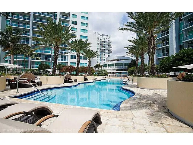 $4,000 | 244 Biscayne Boulevard, Unit 3109, Miami, FL 33132