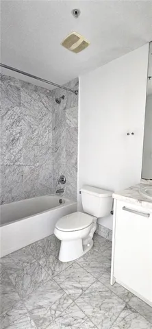 $4,000 | 244 Biscayne Boulevard, Unit 3109, Miami, FL 33132