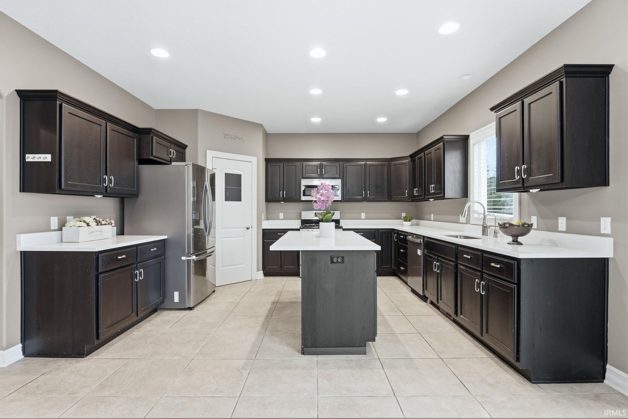 2210 Tuscon Trail Fort Wayne, IN 46814 - Photo 12 of 36