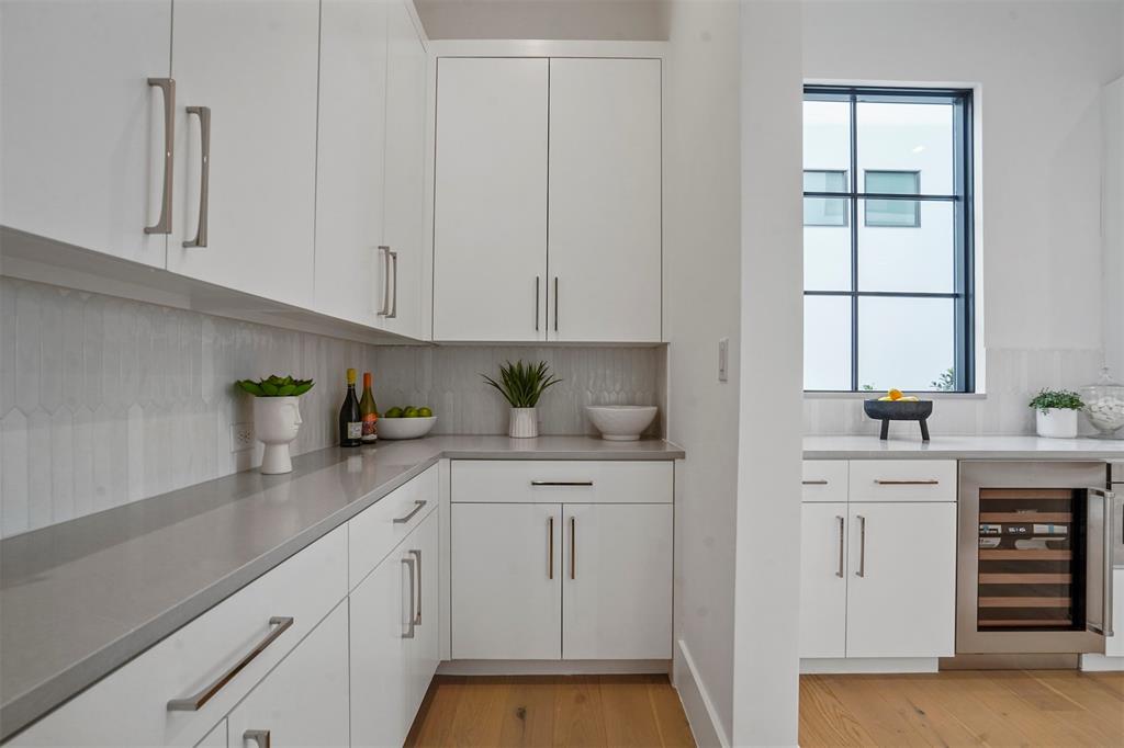 9716 Kerrisdale Lane Dallas, TX 75230 - Photo 10 of 40