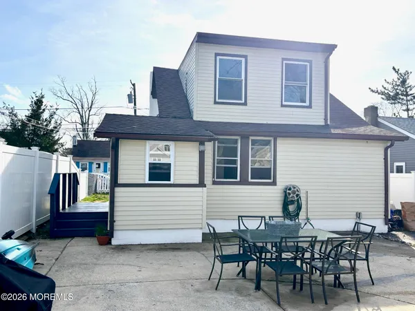 $475,000 | 59 Pinehurst Road, Brick, NJ 08723