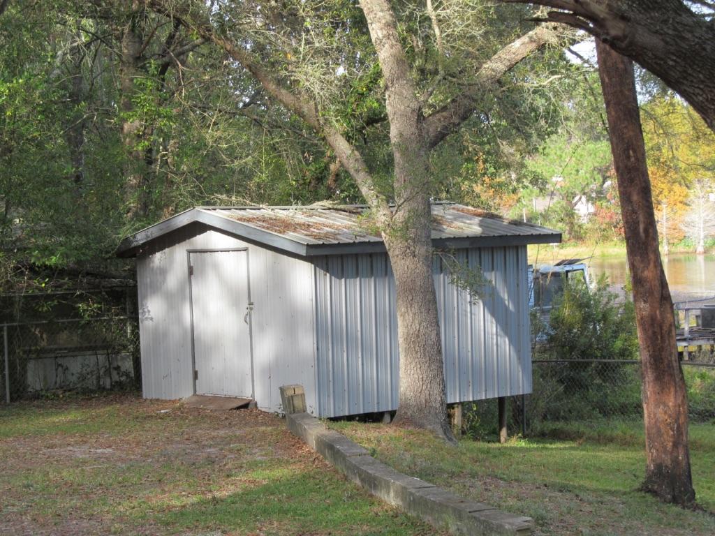 174 Red Eye Road DeFuniak Springs, FL 32433 - Photo 8 of 15 STORAGE BUILDING