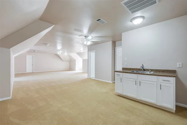 $589,900 | 7016 Allen Pl Drive, Fort Worth, TX 76116