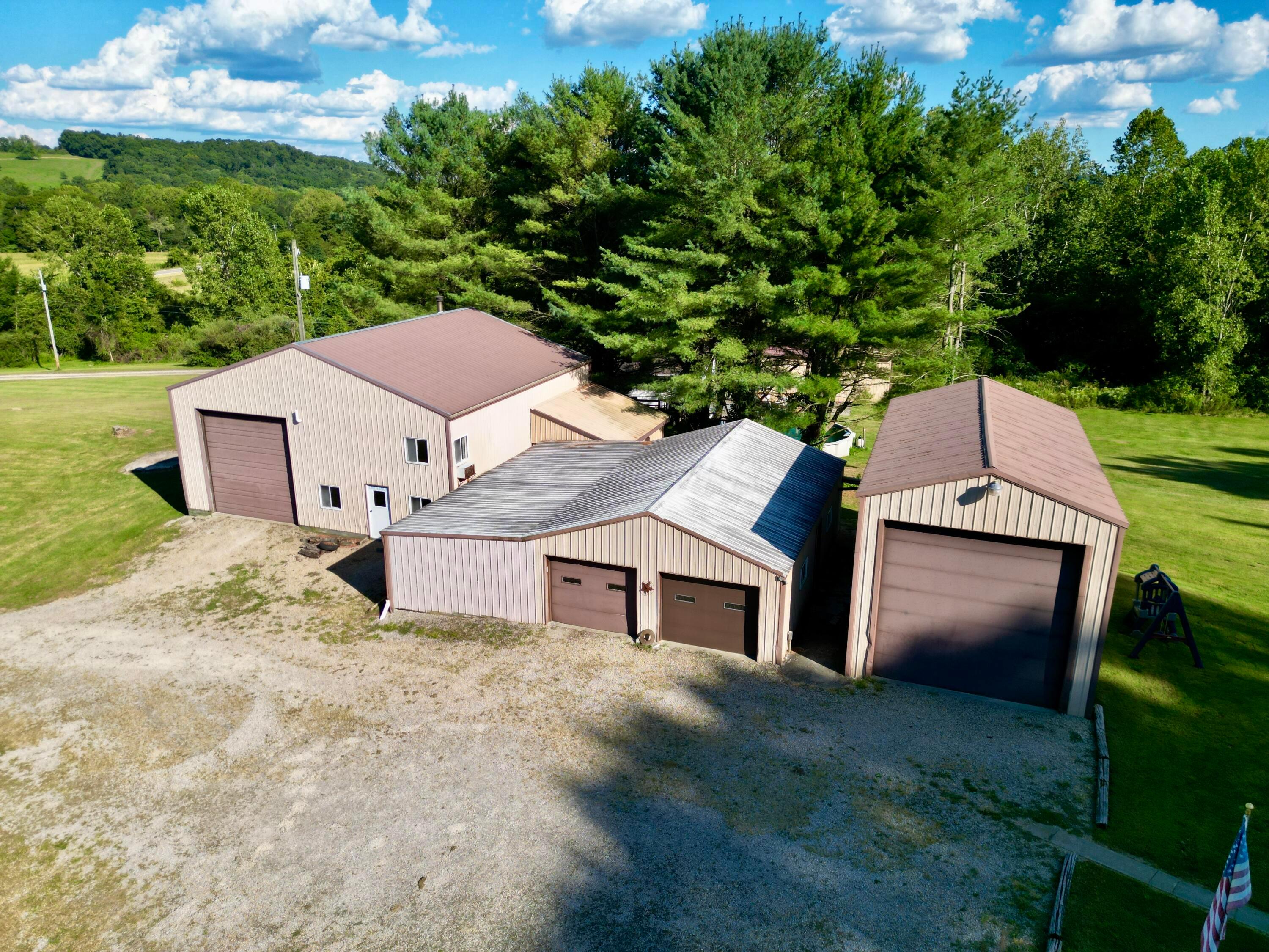 8916 Newark Road Nashport, OH 43830 - Photo 7 of 72 dji_fly_20250902_174156_463_175689965480