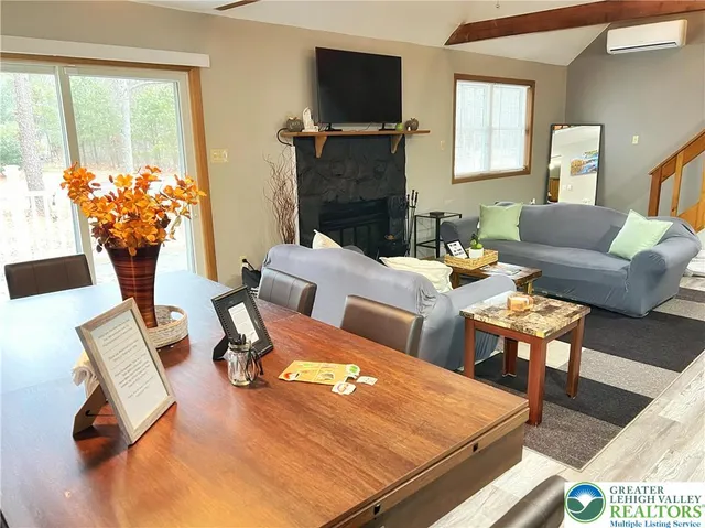 $295,000 | 32 Bear Lane, Jim Thorpe, PA 18229