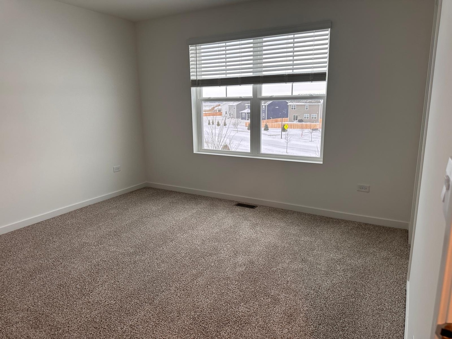 2259 Riesling Road, Unit 2270 Oswego, IL 60543 - Photo 7 of 9 Gallery Image 7