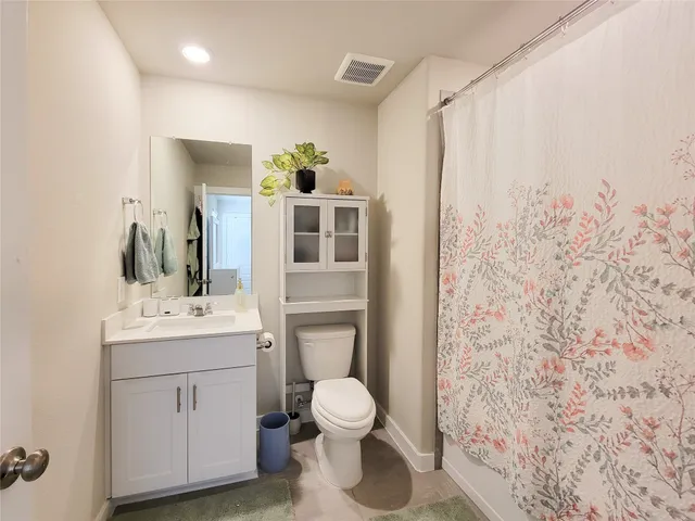 $2,750 | 8401 Hazel River Drive, Richmond, TX 77406