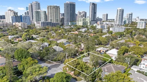 $2,195,000 | 901 Southeast 6th Street, Fort Lauderdale, FL 33301