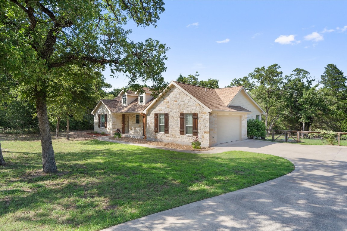 147 Pin Oak Crossing Elgin, TX 78621 - Photo 1 of 1