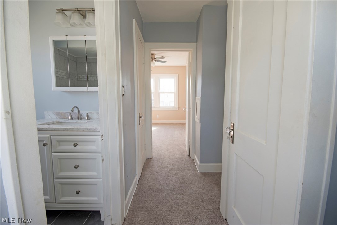 6502 Snow Road Parma, OH 44129 - Photo 12 of 28
