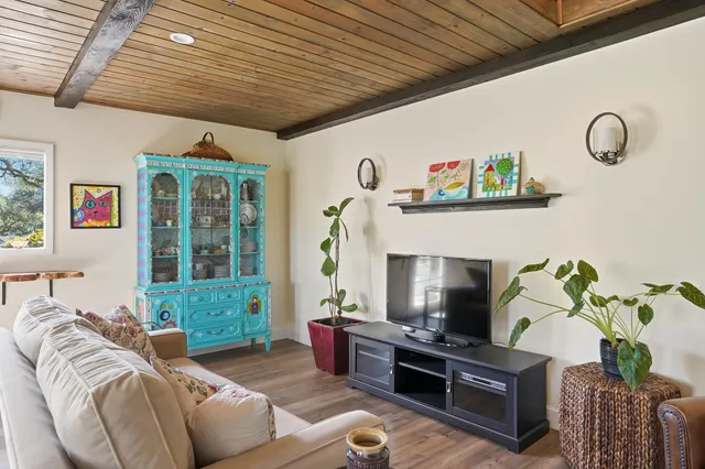 $1,195,000 | 1251 Mesa Oaks Lane, Lompoc, CA 93436