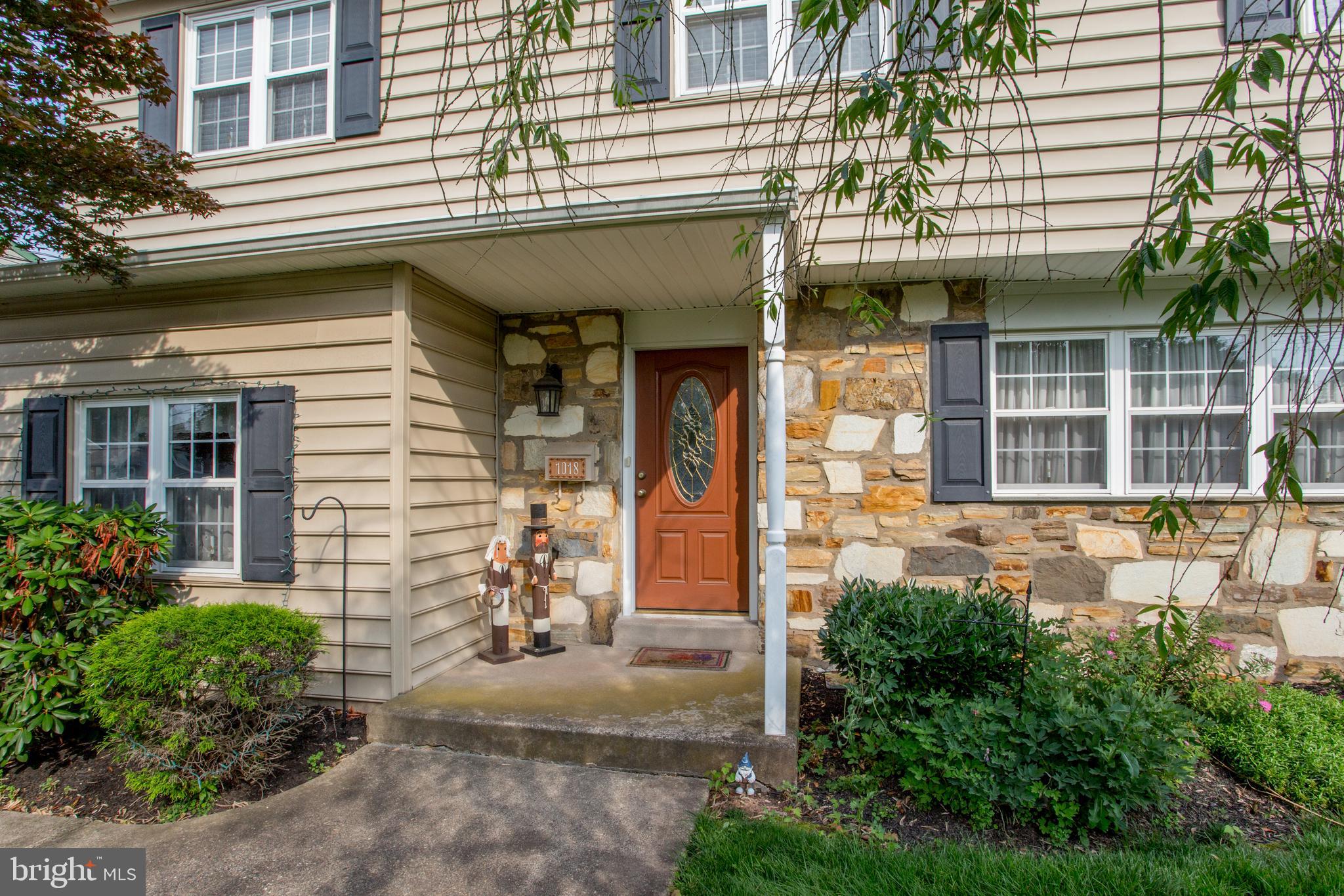 1018 Hilltop Road Warminster, PA 18974 - Photo 3 of 44 Gallery Image 3