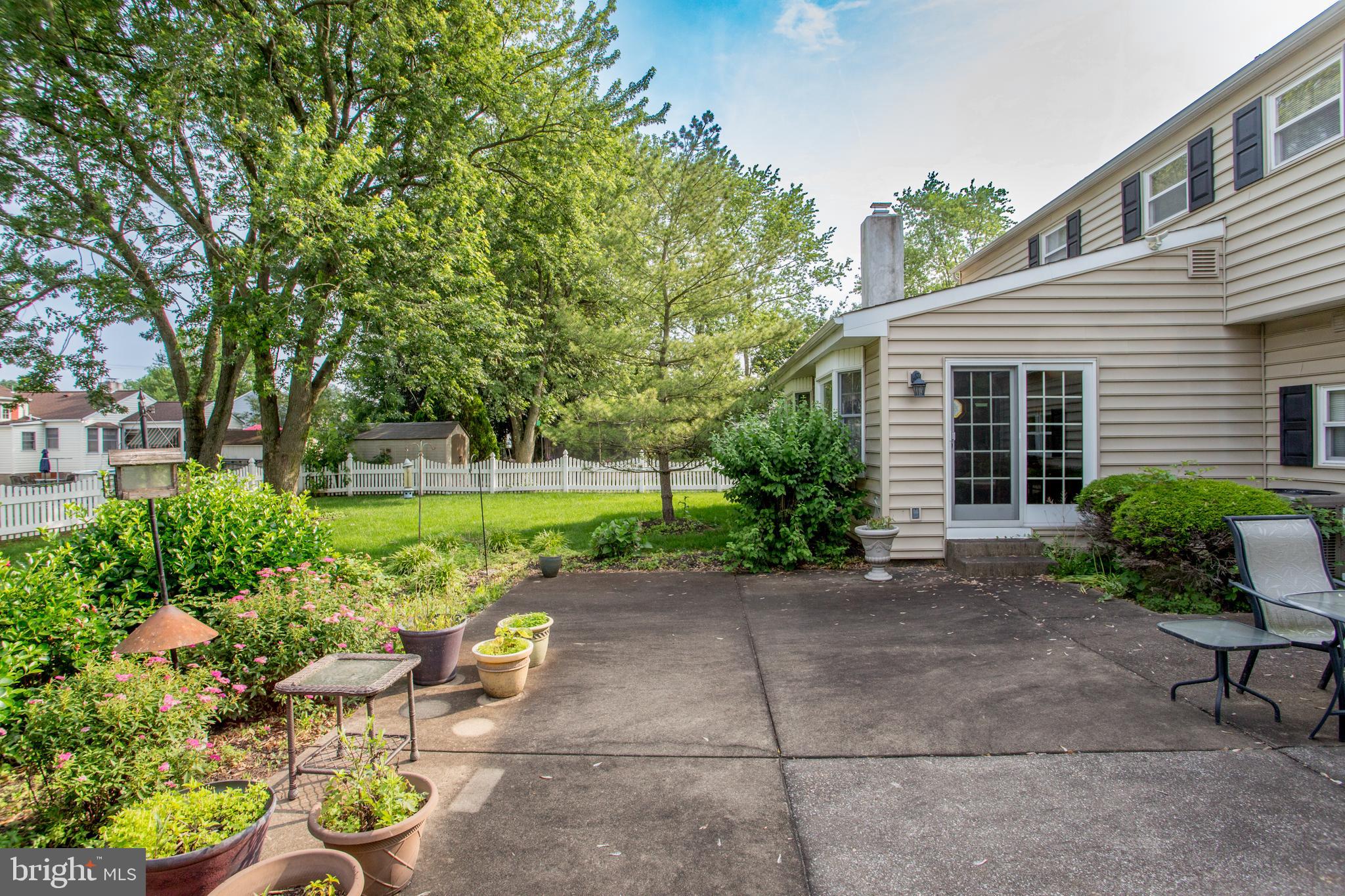 1018 Hilltop Road Warminster, PA 18974 - Photo 8 of 44 Gallery Image 8