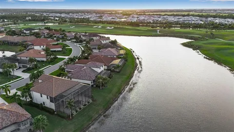 $1,350,000 | 5609 Arnie Loop, Lakewood Ranch, FL 34211