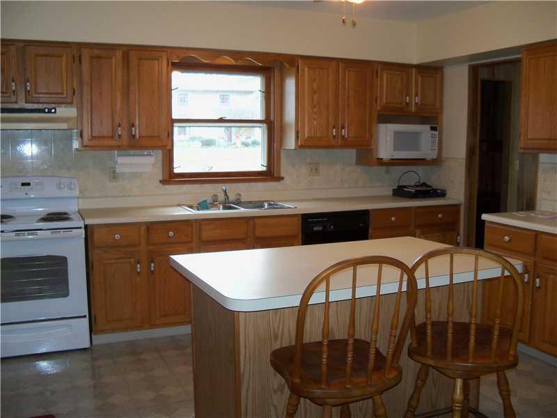 7961 Franklin Road Evans City, PA 16033 - Photo 5 of 19 Kitchen. Spacious kitchen with island seating area