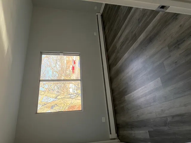 $1,650 | 110 West 66th Street, Unit 5, Westmont, IL 60559