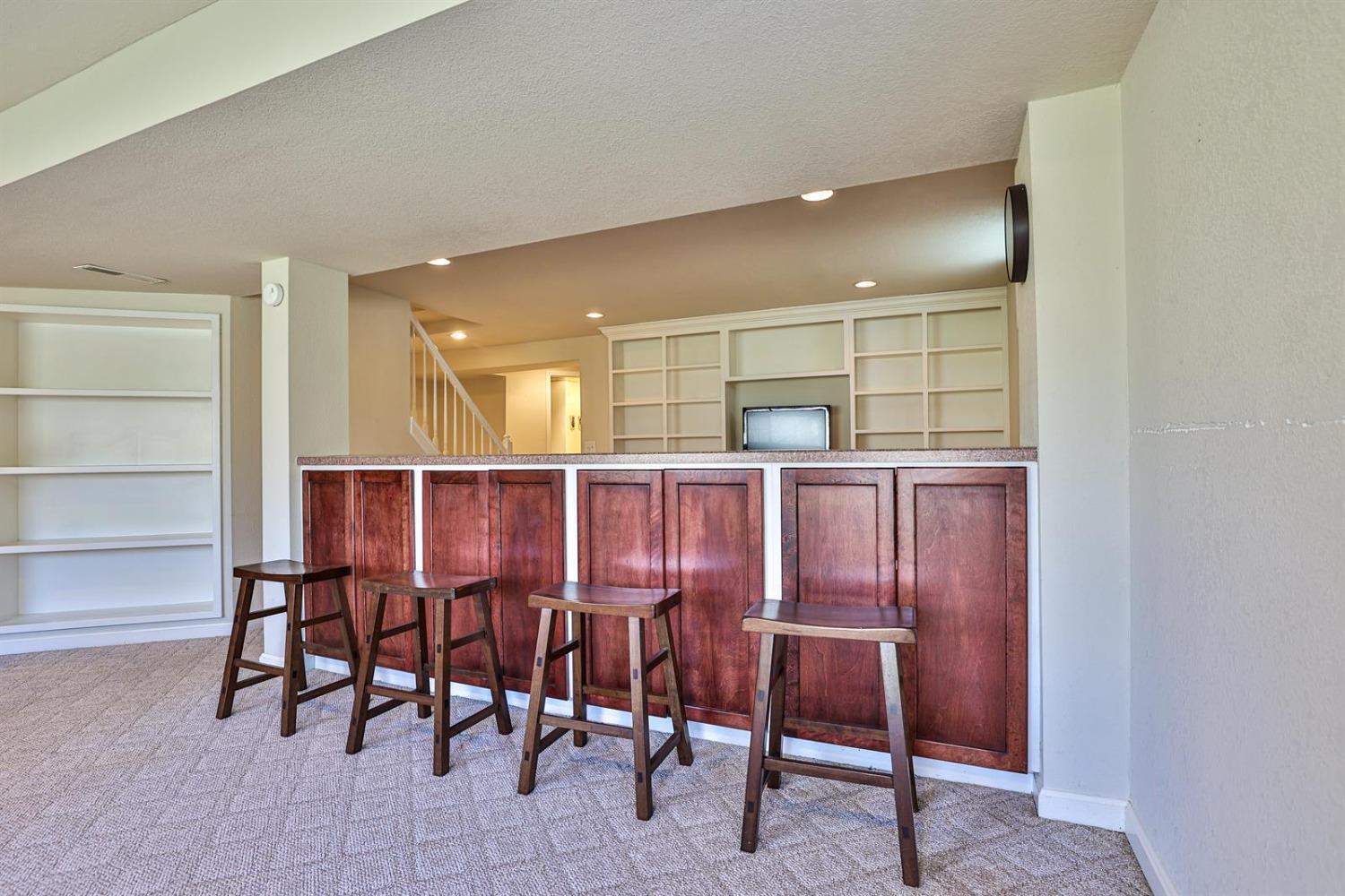 350 Compton Road Cincinnati, OH 45215 - Photo 21 of 43