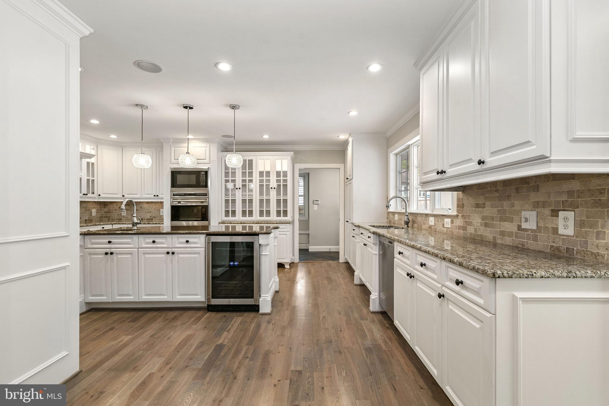 7323 Arrowood Road Bethesda, MD 20817 - Photo 13 of 64 Chef's Kitchen!