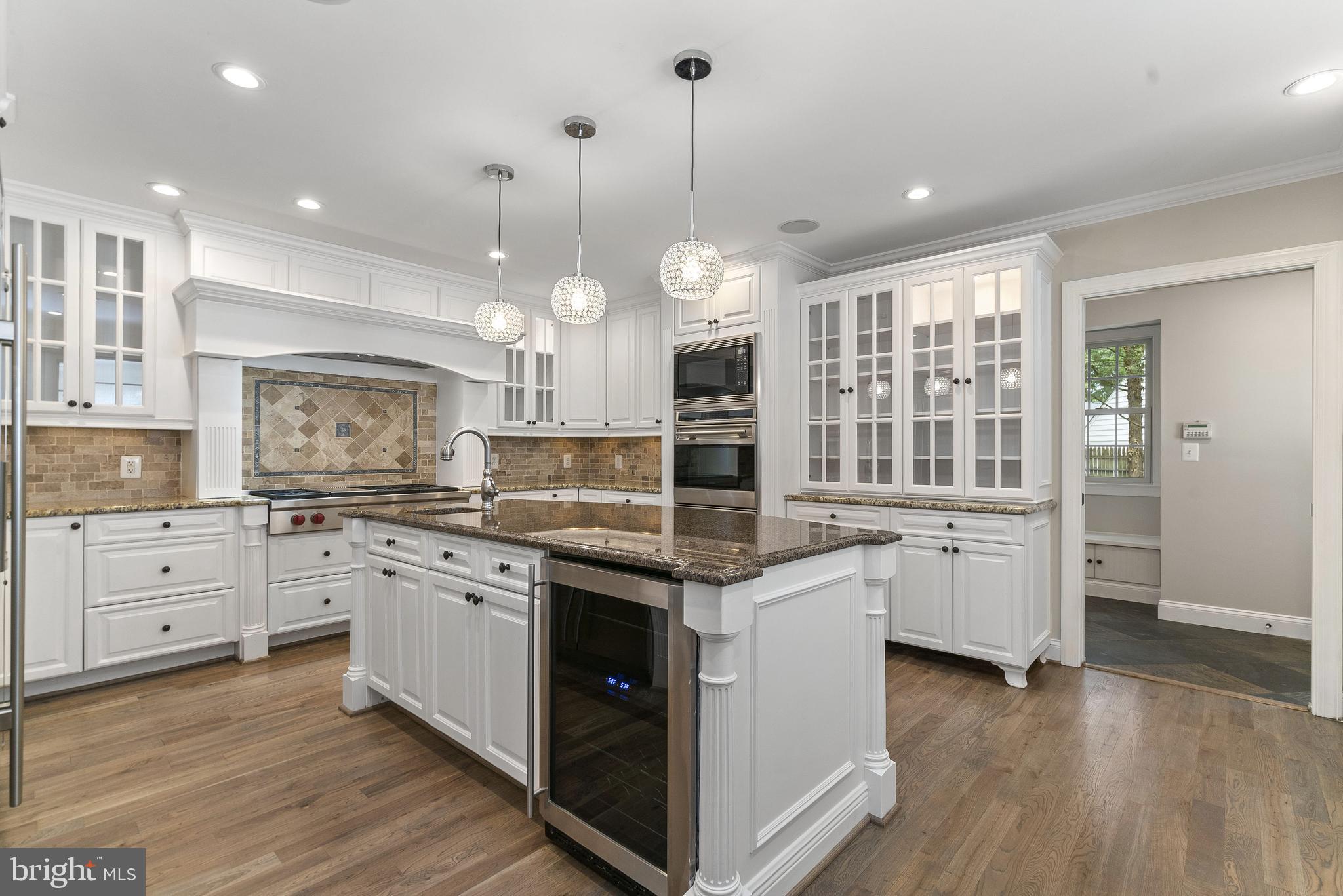 7323 Arrowood Road Bethesda, MD 20817 - Photo 14 of 64 Top of the line appliances