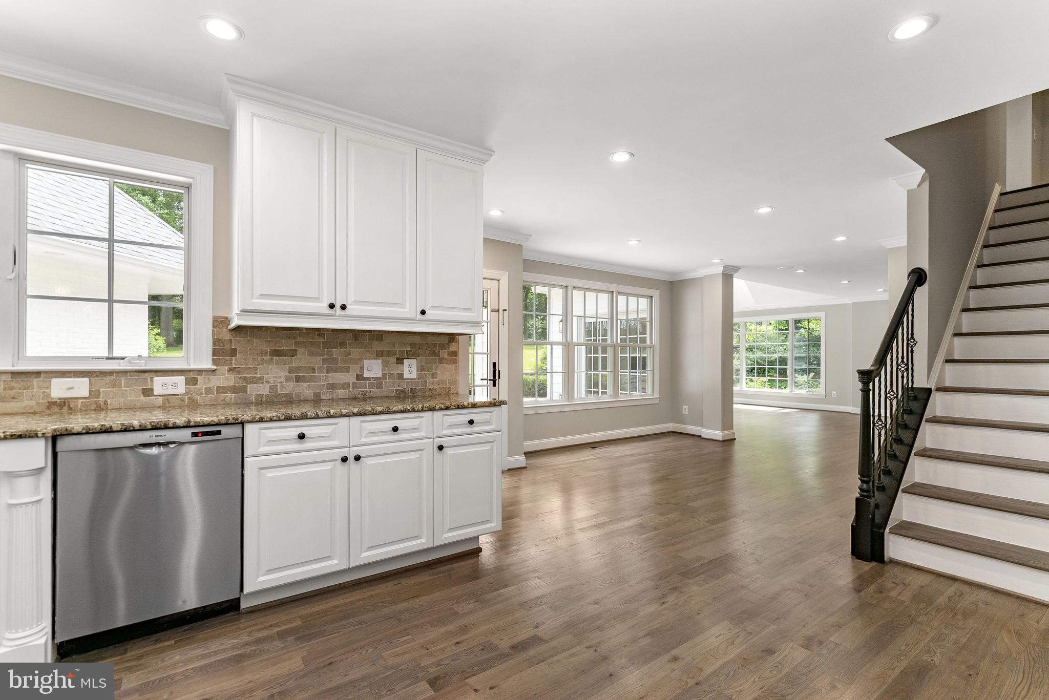 7323 Arrowood Road Bethesda, MD 20817 - Photo 19 of 64 Kitchen opens to morning room and Great room