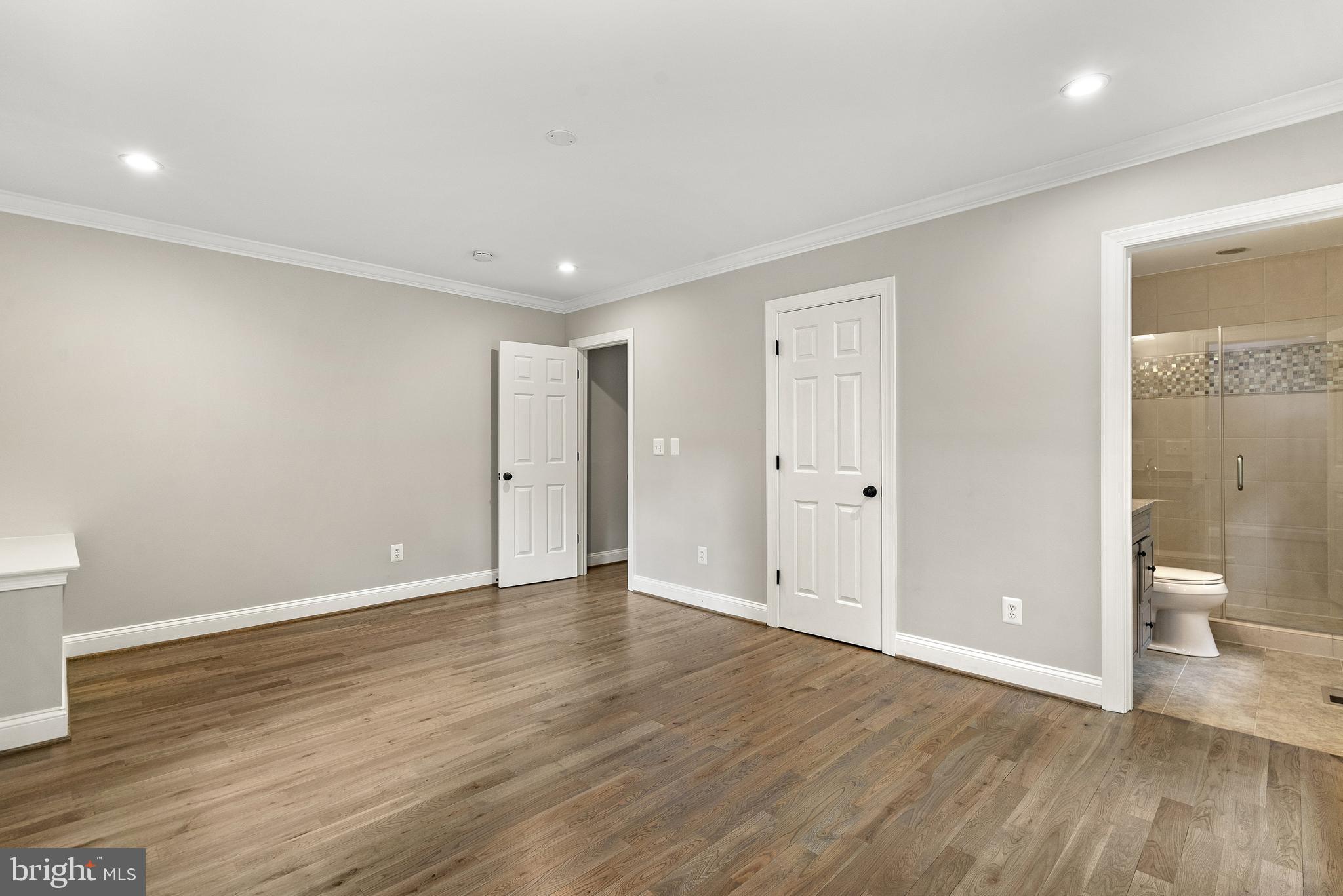 7323 Arrowood Road Bethesda, MD 20817 - Photo 25 of 64 Main level en suite bedroom