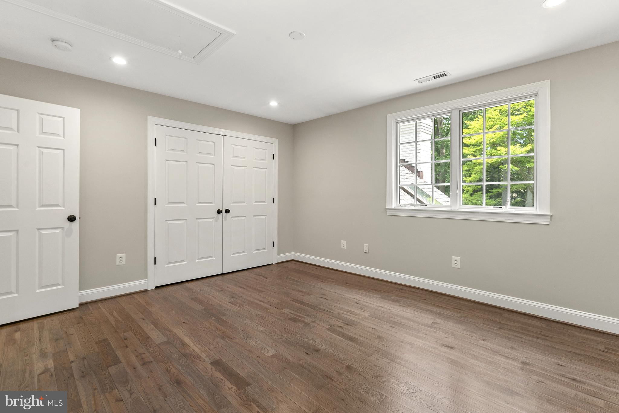 7323 Arrowood Road Bethesda, MD 20817 - Photo 39 of 64 #3 en suite Bedroom