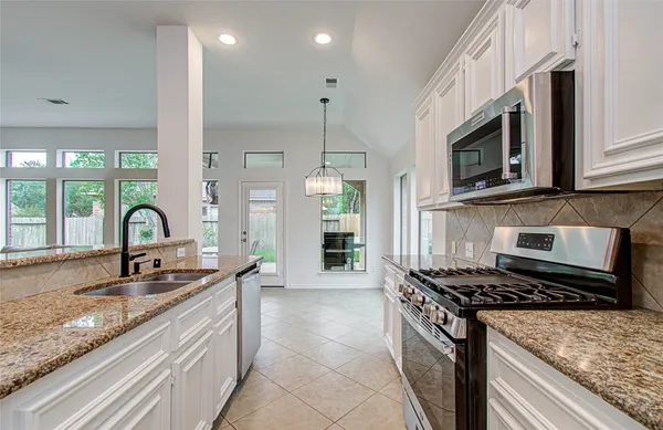 $389,950 | 28203 Fantail Drive, Katy, TX 77494