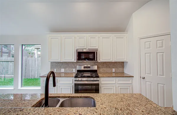 $389,950 | 28203 Fantail Drive, Katy, TX 77494