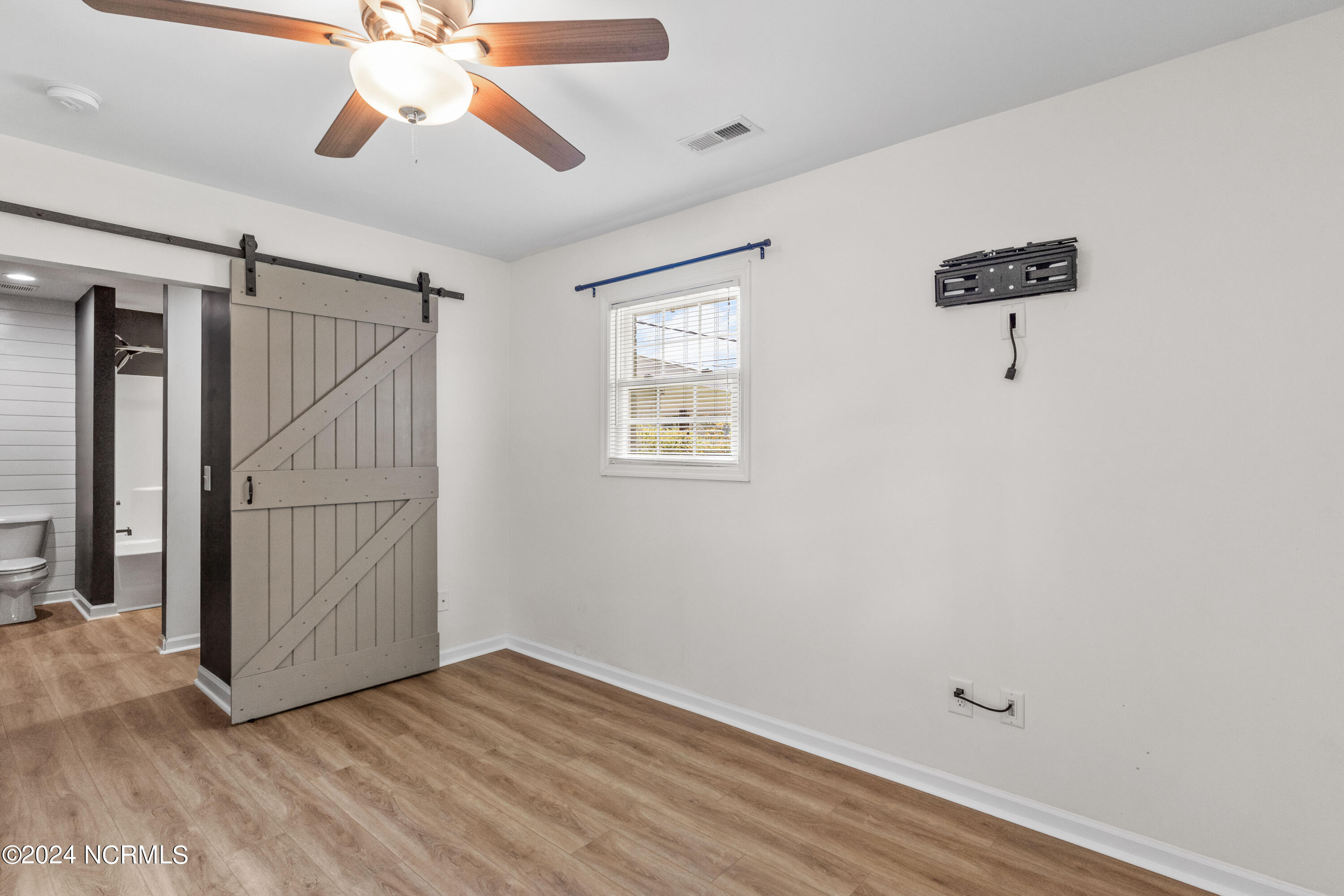 4254 Gordon Road Wilmington, NC 28405 - Photo 14 of 36 4254gordonrd_00014