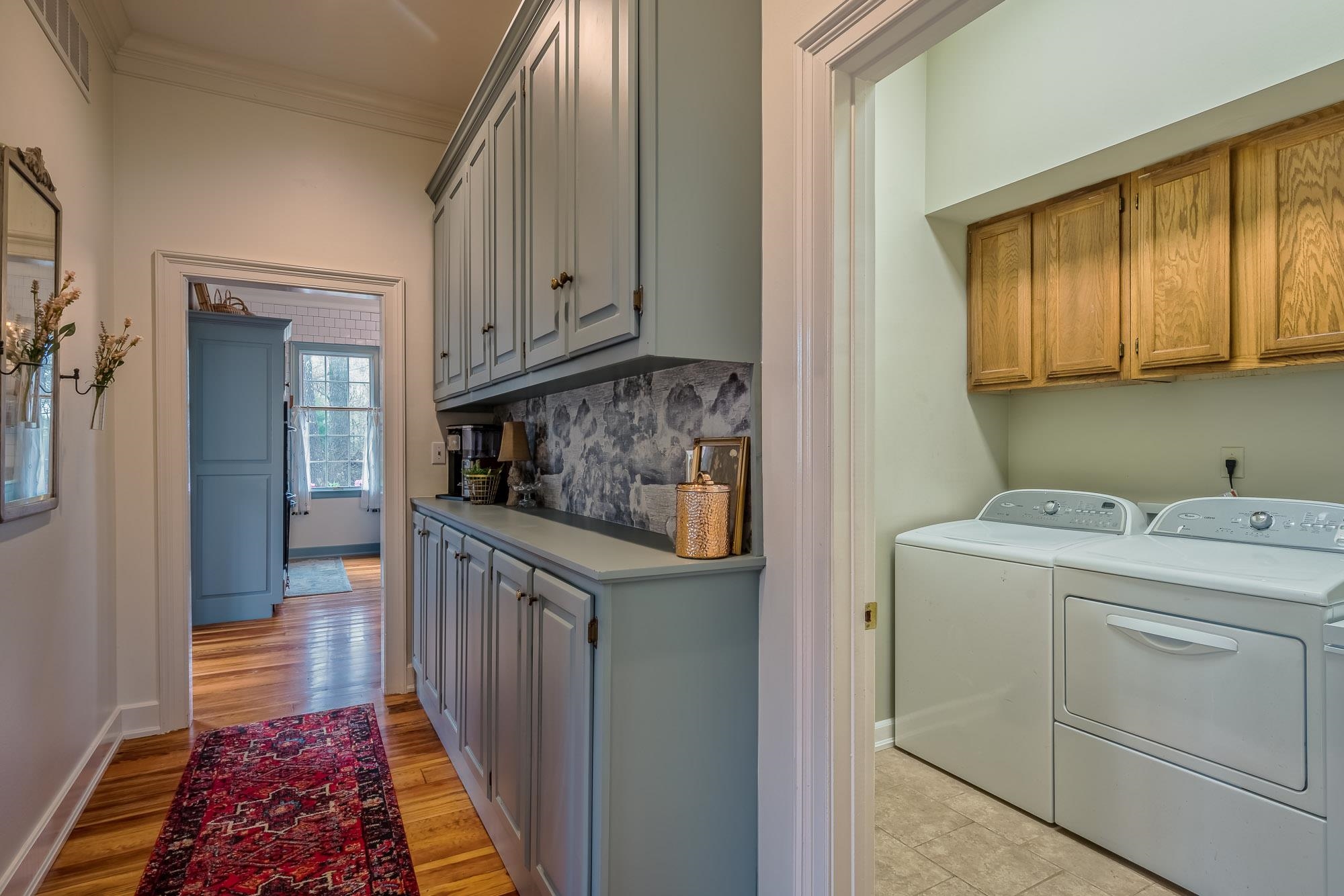 810 West Tree Cove Collierville, TN 38017 - Photo 10 of 25 a utility room with dryer and washer
