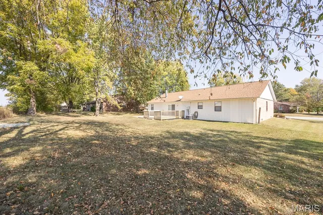 $245,000 | 2313 College Drive, Belleville, IL 62221