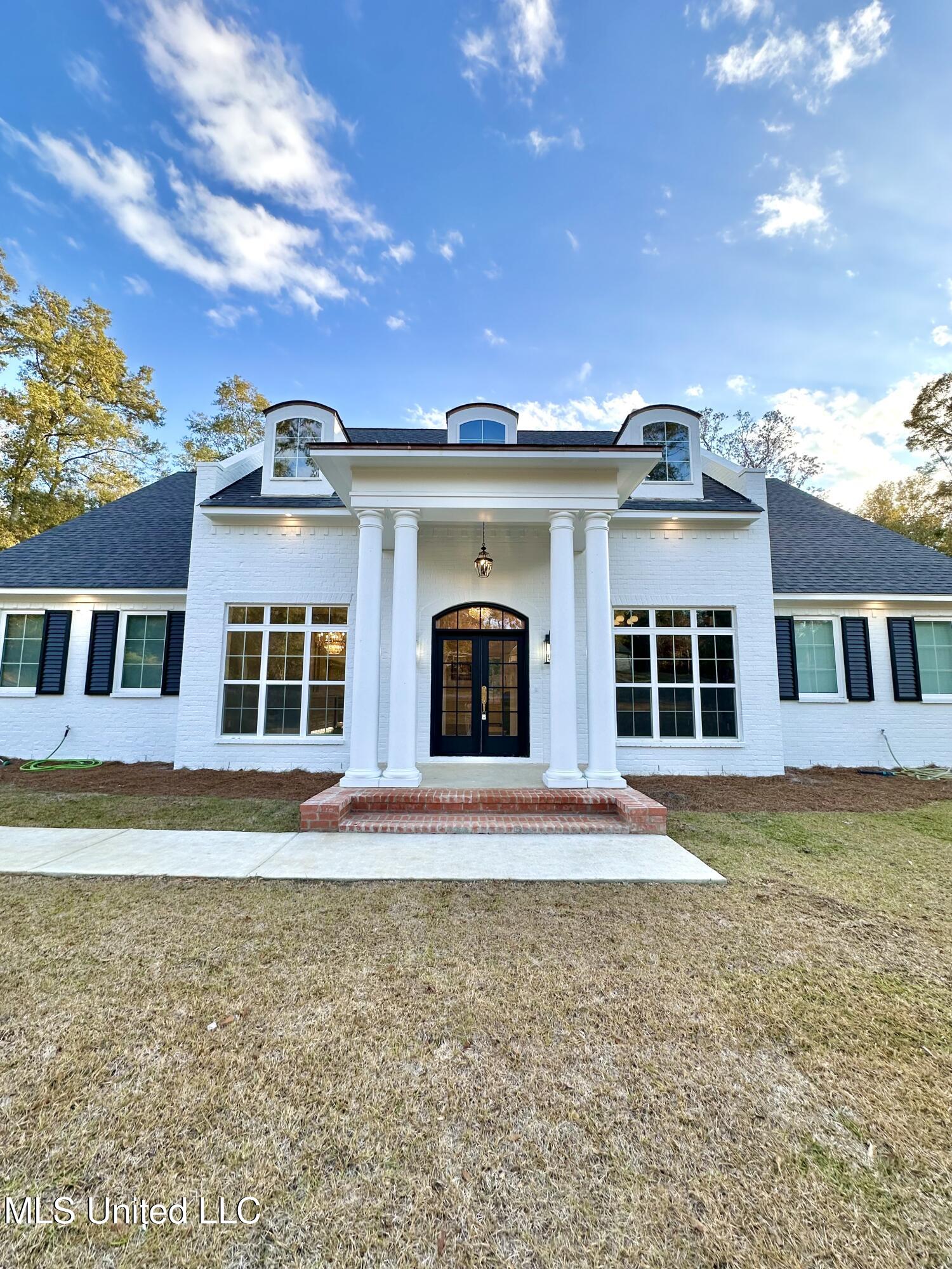 115 Laurelwood Trail Road Mendenhall, MS 39114 - Photo 6 of 63 IMG_3894 (1)