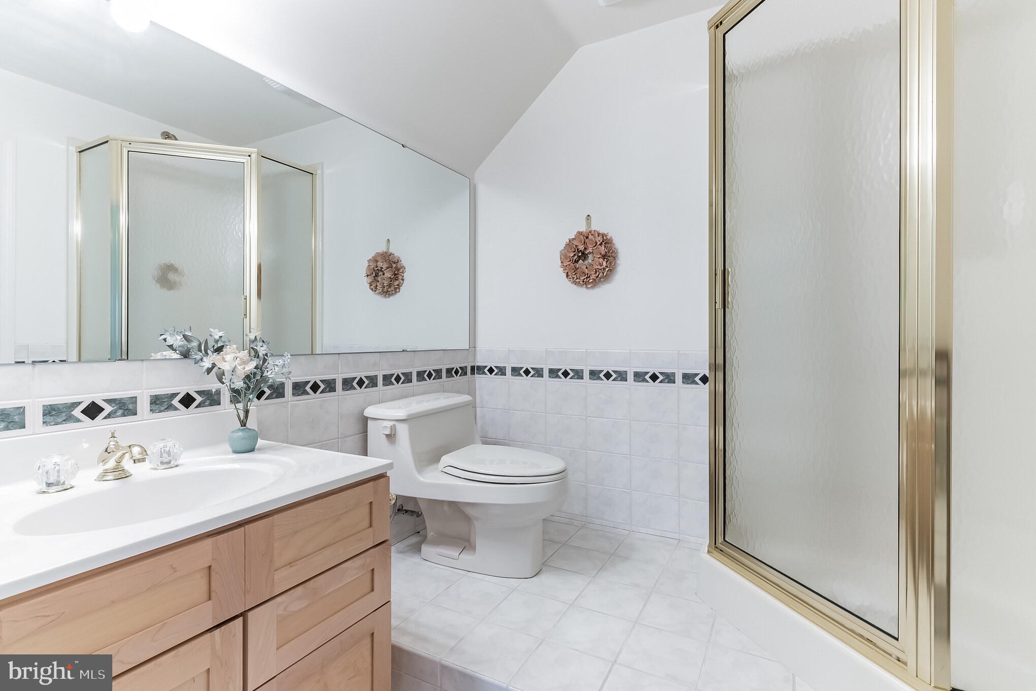 48591 Bean Road Ridge, MD 20680 - Photo 24 of 31 upper full bath