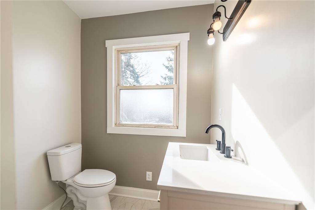 12 Simms Street Pittsburgh, PA 15211 - Photo 20 of 39 Bathroom