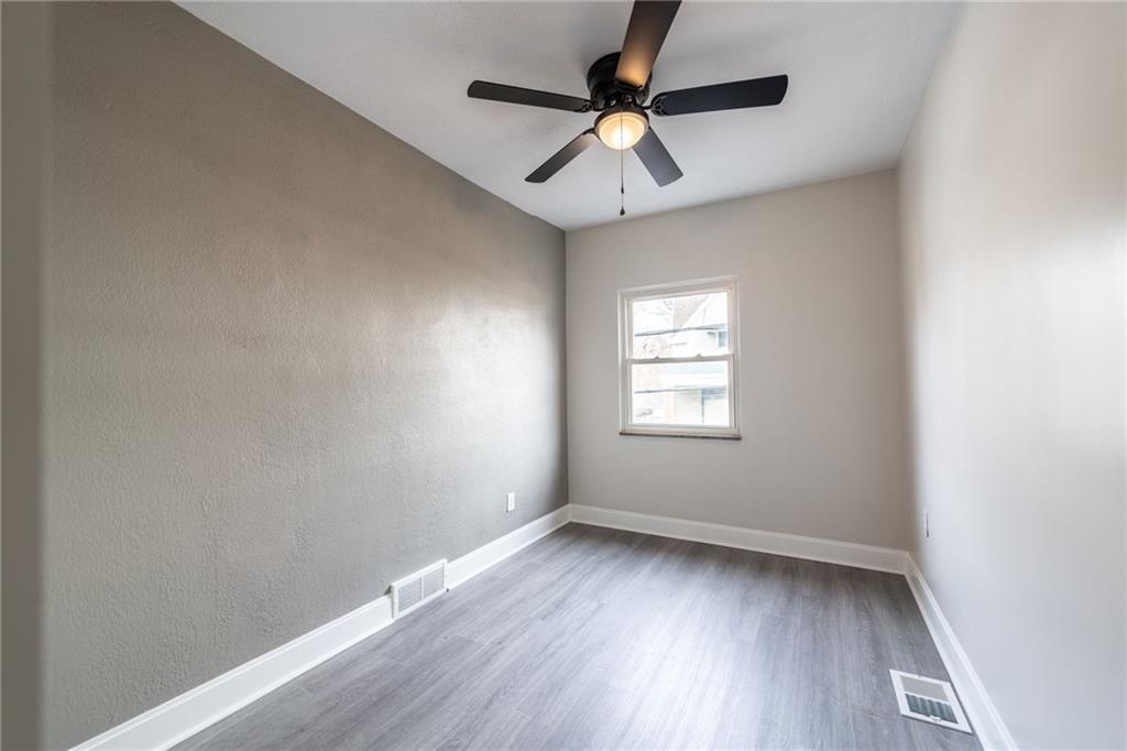 12 Simms Street Pittsburgh, PA 15211 - Photo 24 of 39 Bedroom #3