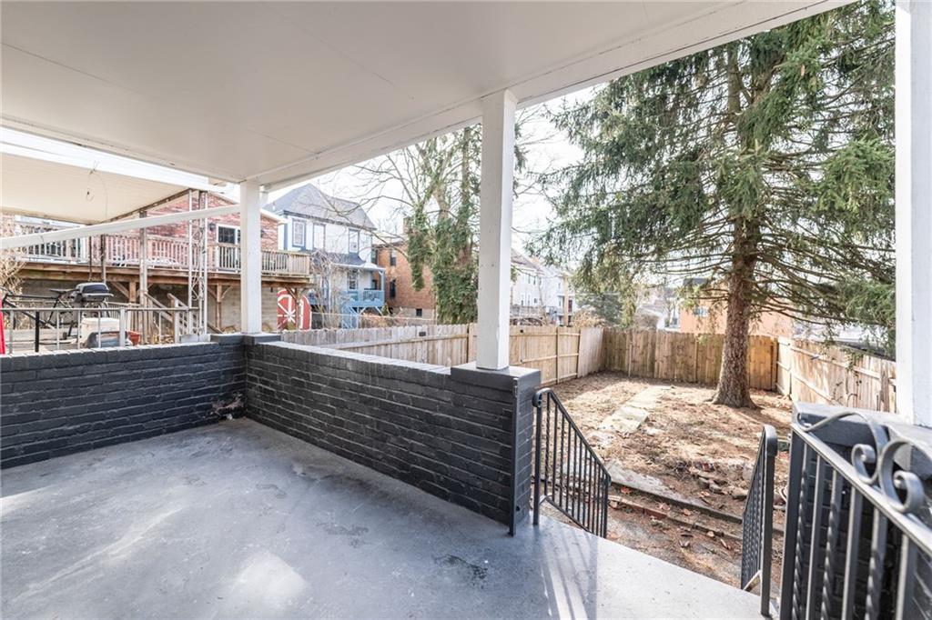 12 Simms Street Pittsburgh, PA 15211 - Photo 35 of 39 Back Porch