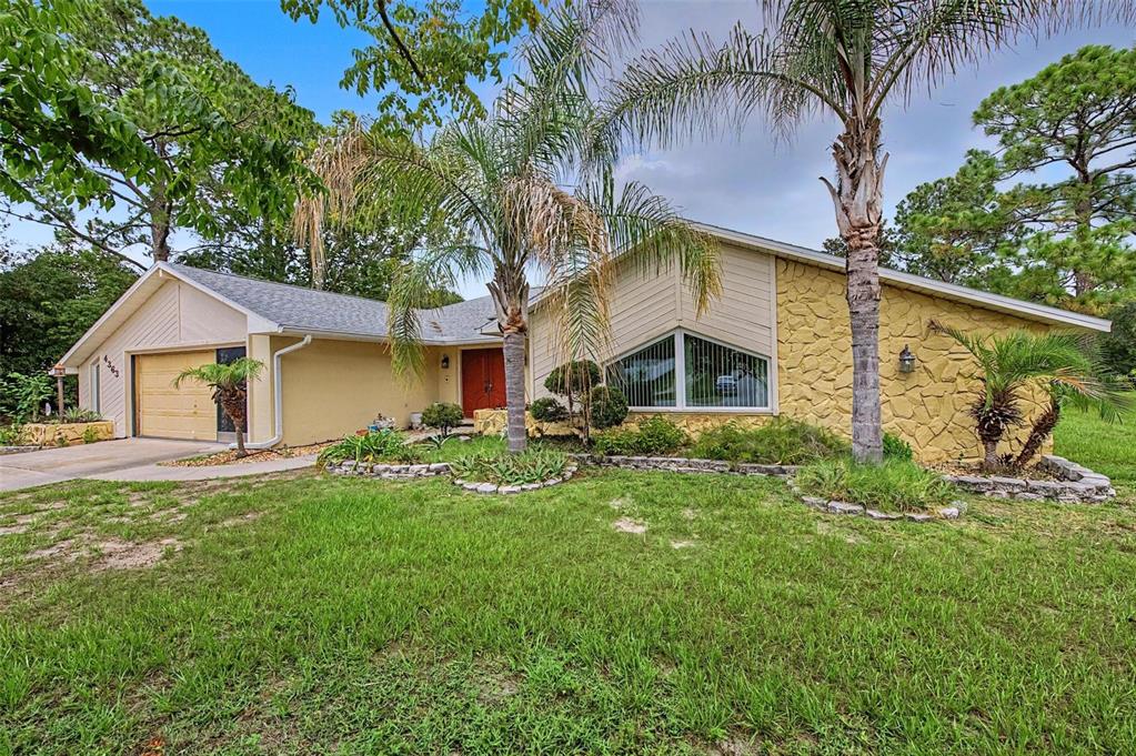 4363 Andres Street Spring Hill, FL 34608 - Photo 2 of 38