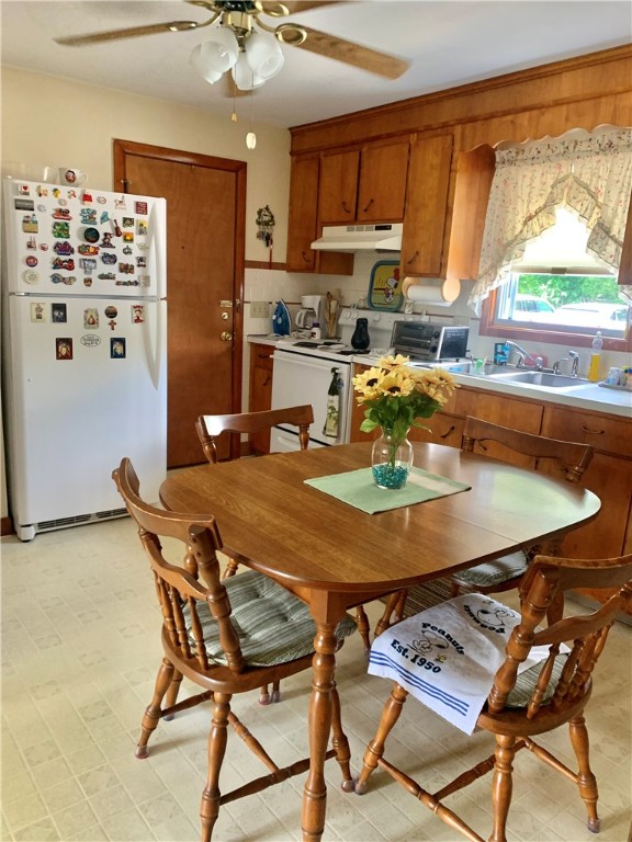 350 Rathbun Street Woonsocket, RI 02895 - Photo 5 of 31 Unit 1 Kitchen